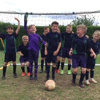 Y3/4 FOOTBALL TEAM VICTORIOUS!