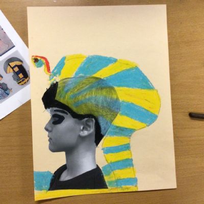 Y4 - ART - EGYPTIAN HEADDRESSES