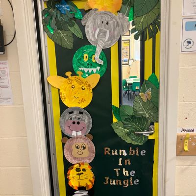 WORLD BOOK DAY - BEST DRESSED CLASS DOOR