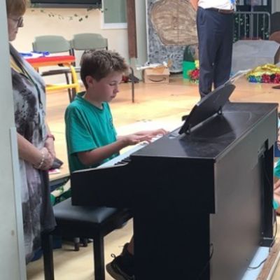 PIANO LESSONS AND PERFORMANCES